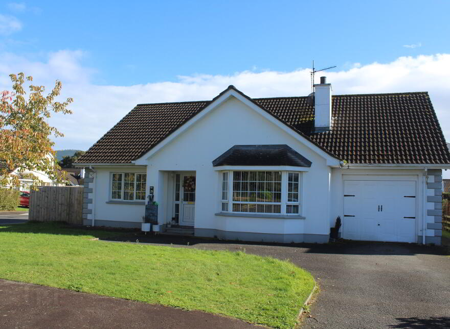 24 Rathgannon, Warrenpoint, Newry, BT34 3TU