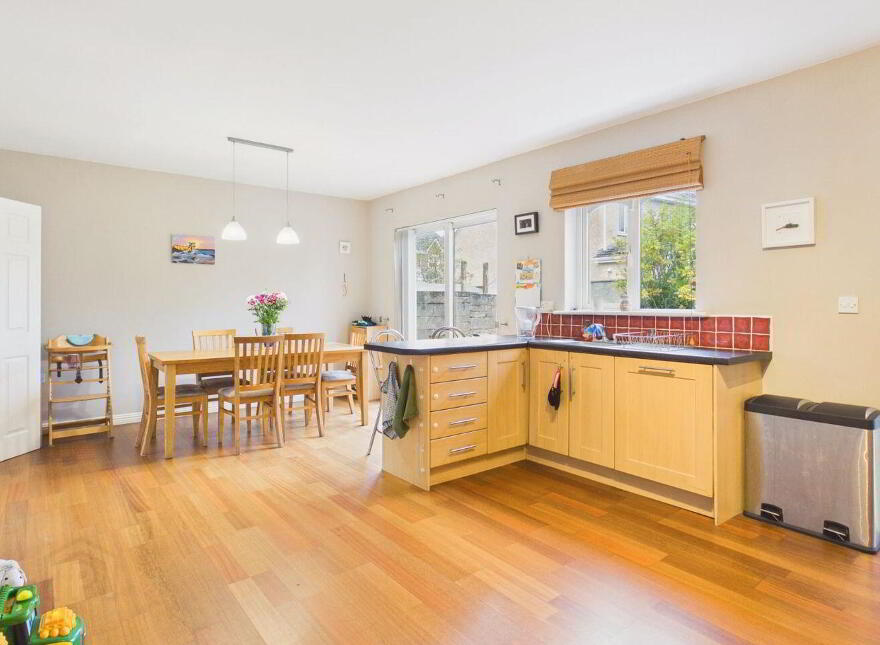25 Cartur Mor, Clybaun Road