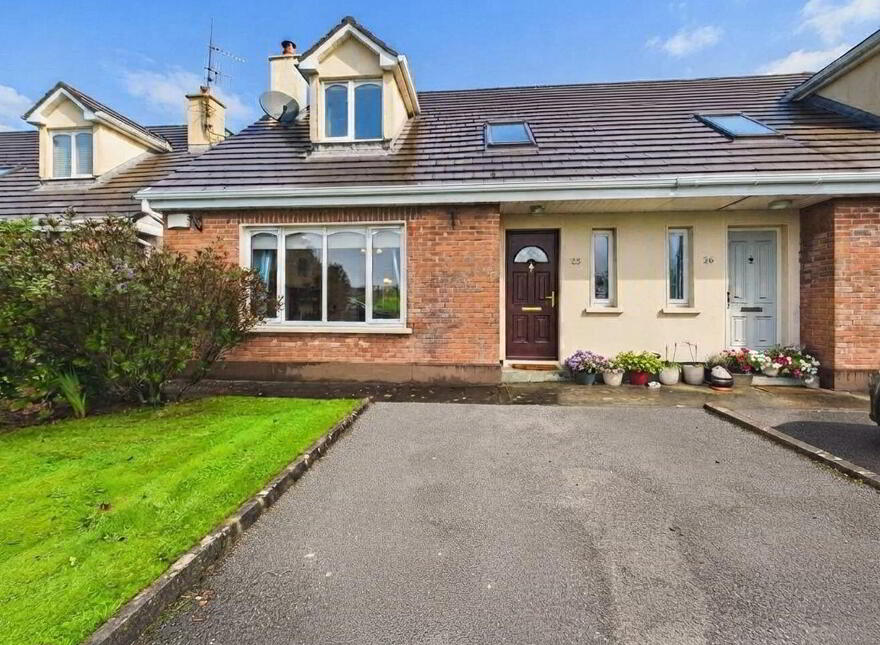 25 Cartur Mor, Clybaun Road