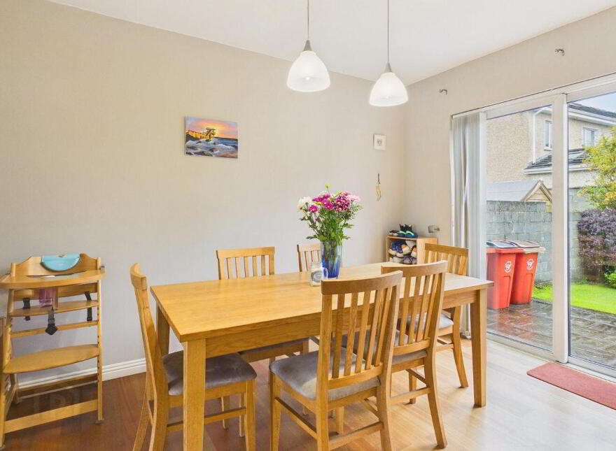 25 Cartur Mor, Clybaun Road