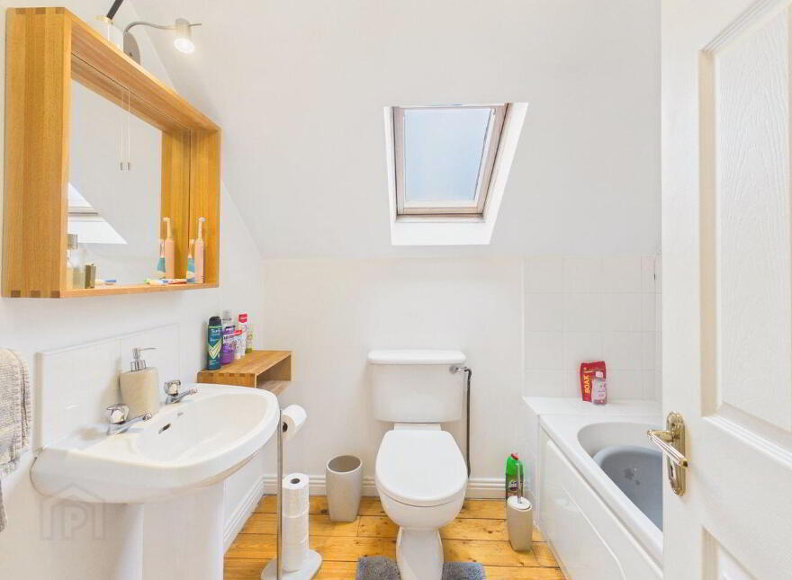 25 Cartur Mor, Clybaun Road