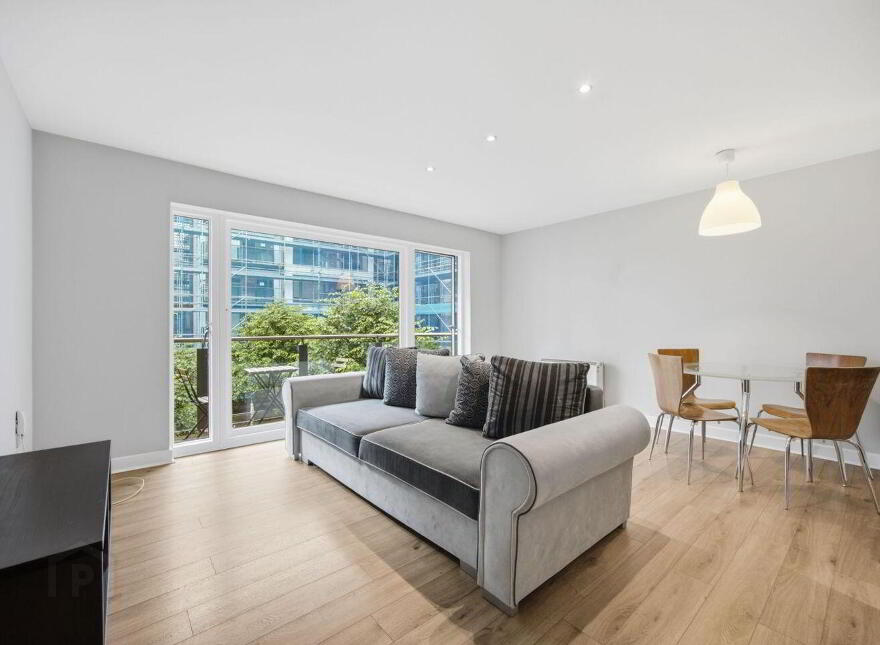3 Gallery Quay, Block, 6 Grand Canal Dock, Grand Canal Dock, D02X244