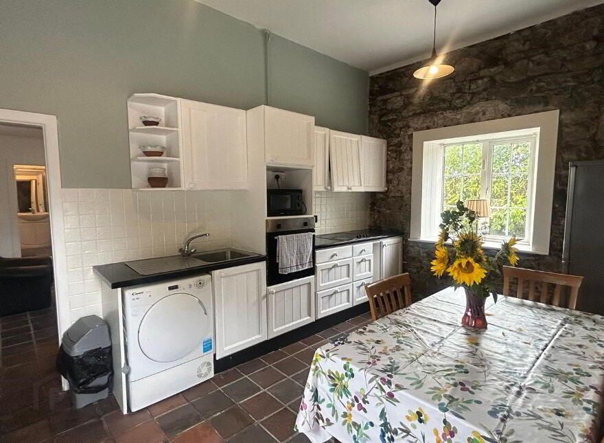 Wood Of O Cottage, Ballinaclogh, Donaskeagh, E25KH59