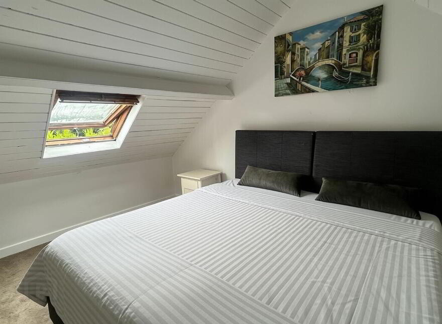 Wood Of O Cottage, Ballinaclogh, Donaskeagh, E25KH59