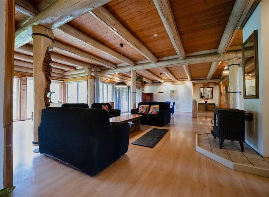The Log Cabin, Tawnyculawee, Castlebar, F23PW59