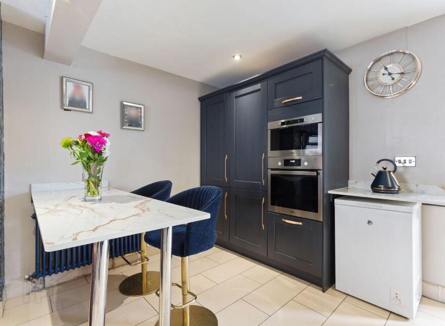 18 Summer Street South, The Coombe, The Coombe, D08E2PK
