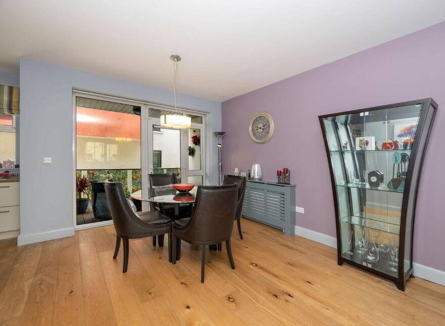 Apartment 163 The Quadrants, Carrigrohane, P31FX48