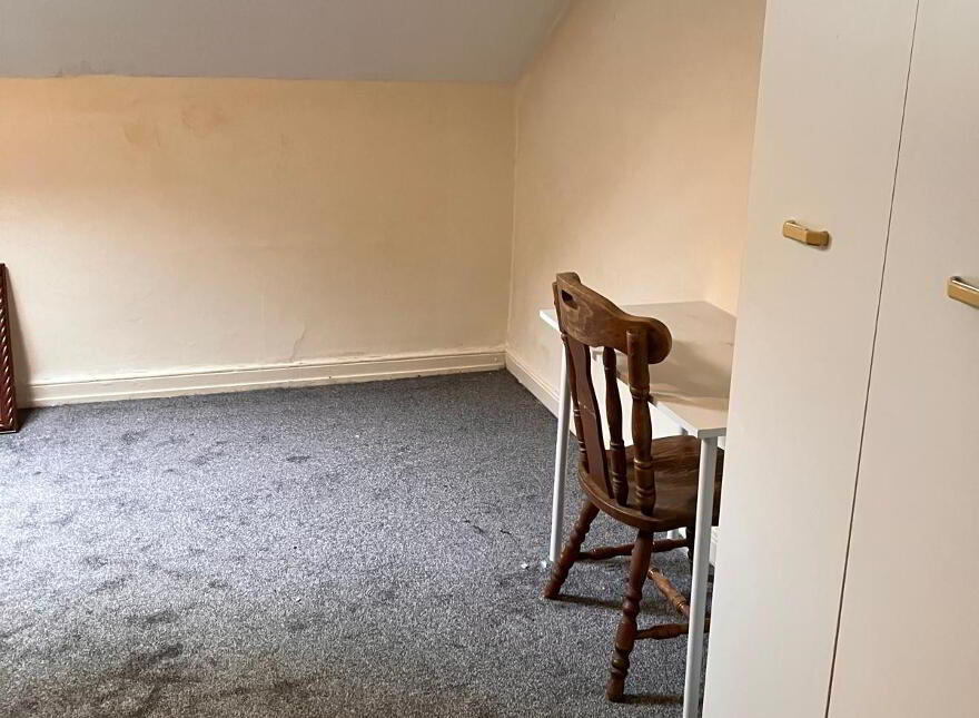 15 Wolseley Street, Belfast, BT7 1LG