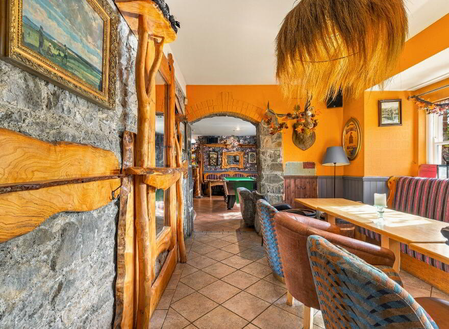 The Thatch, Traditional Bar & Restaurant, Killenard, R32NNP8