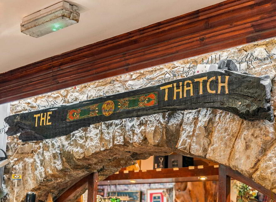 The Thatch, Traditional Bar & Restaurant, Killenard, R32NNP8