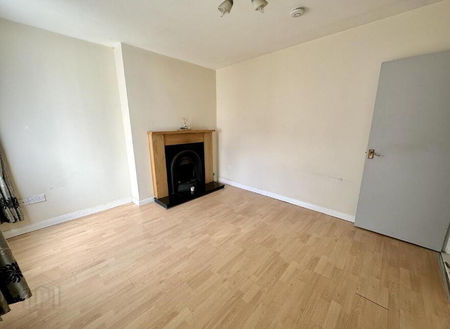 42 Irish Street, Armagh, BT61 7EP
