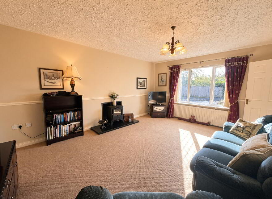 1 Cherry Valley, Enniskillen, BT74 6FG