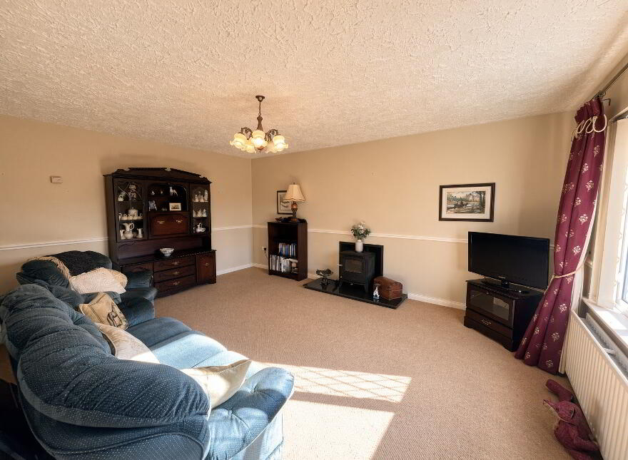 1 Cherry Valley, Enniskillen, BT74 6FG