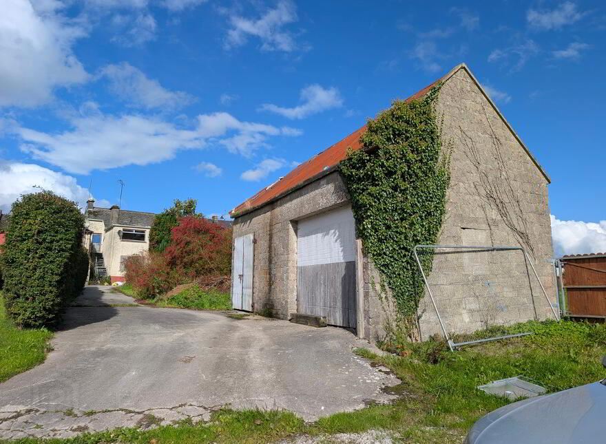 Main Street, Carrigallen, H12E2D6