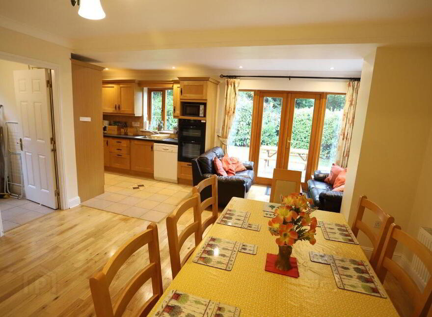 1 Burren Dale, Kinvara, Kinvara, H91C6HP