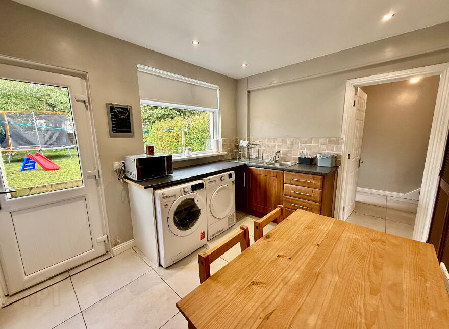 27 Cairn Gardens, Crumlin, BT29 4UZ