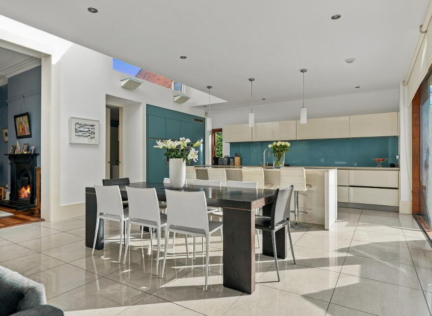 Southpark Villa, 29 Park Road, Belfast, BT7 2FX
