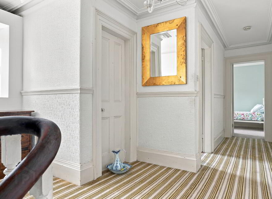 Southpark Villa, 29 Park Road, Belfast, BT7 2FX