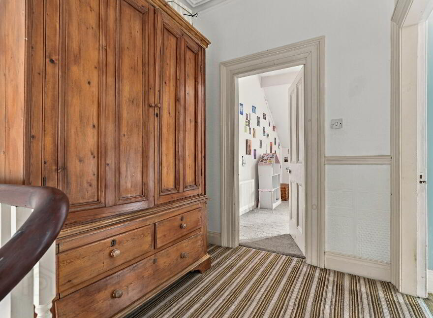 Southpark Villa, 29 Park Road, Belfast, BT7 2FX