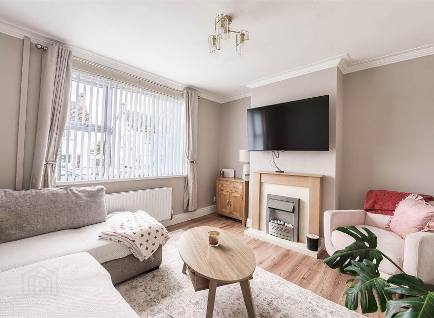 7 Warren Park Gardens, Lisburn, BT28 1HH