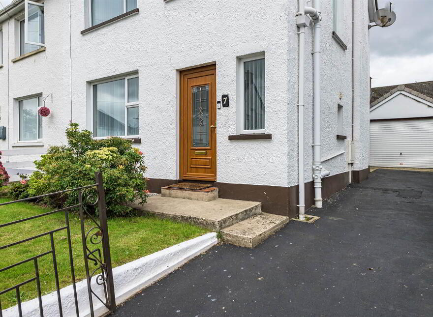 7 Warren Park Gardens, Lisburn, BT28 1HH
