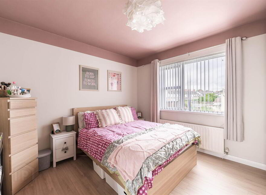 7 Warren Park Gardens, Lisburn, BT28 1HH