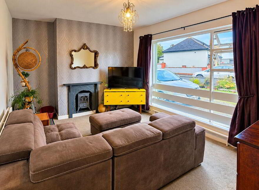 Cloonshanville, Frenchpark, Castlerea, F45X820