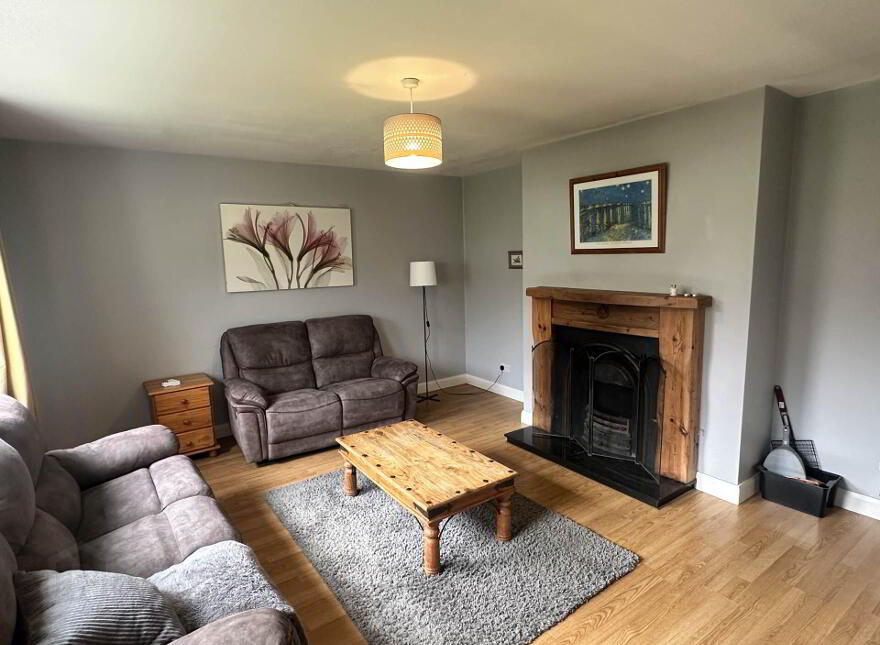 27 Cherry Avenue, Carndonagh, F93T440