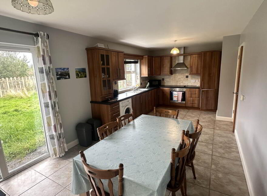 27 Cherry Avenue, Carndonagh, F93T440