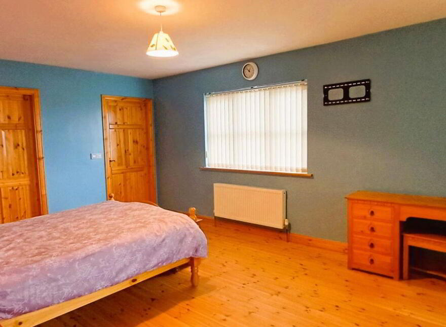 1 Lake View, Lough Gowna, Lough Gowna, H12VX98