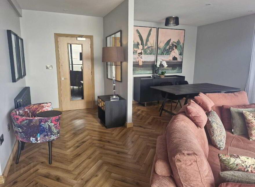 Apt 1, 13 Seaview, Warrenpoint, BT34 3NJ