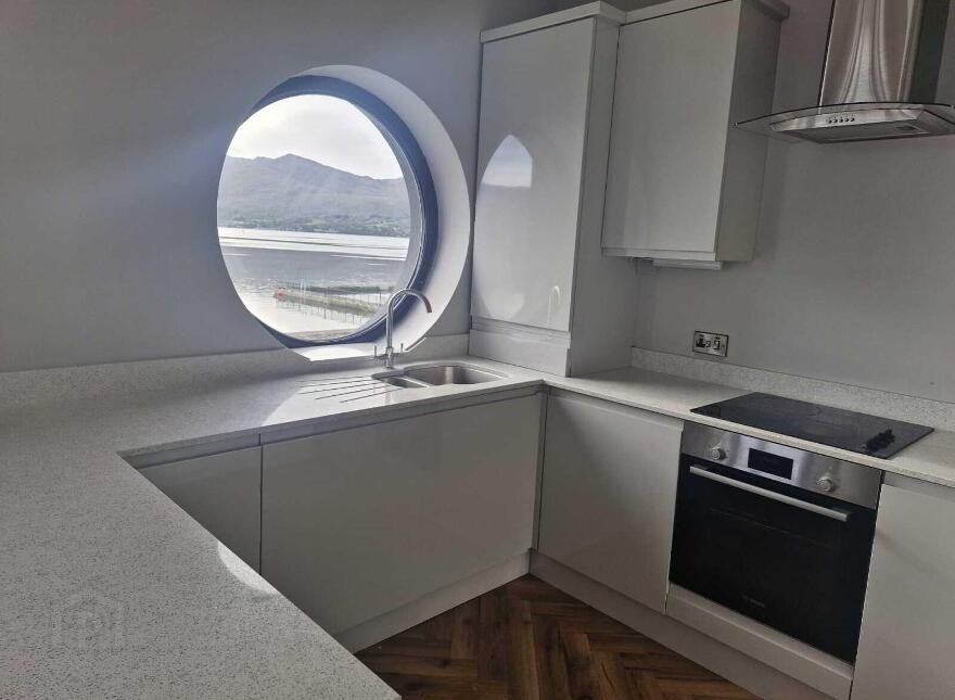 Apt 1, 13 Seaview, Warrenpoint, BT34 3NJ