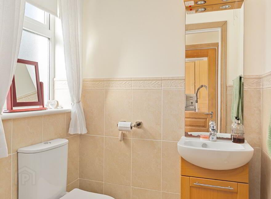 Thornberry Lodge, Lucan, K78EV91