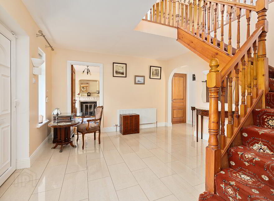Thornberry Lodge, Lucan, K78EV91