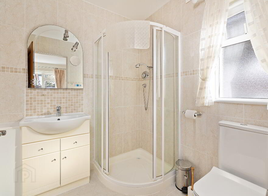Thornberry Lodge, Lucan, K78EV91