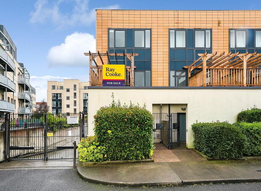 14 Lock Keepers Walk, Royal Canal Park, Dublin 15, D15