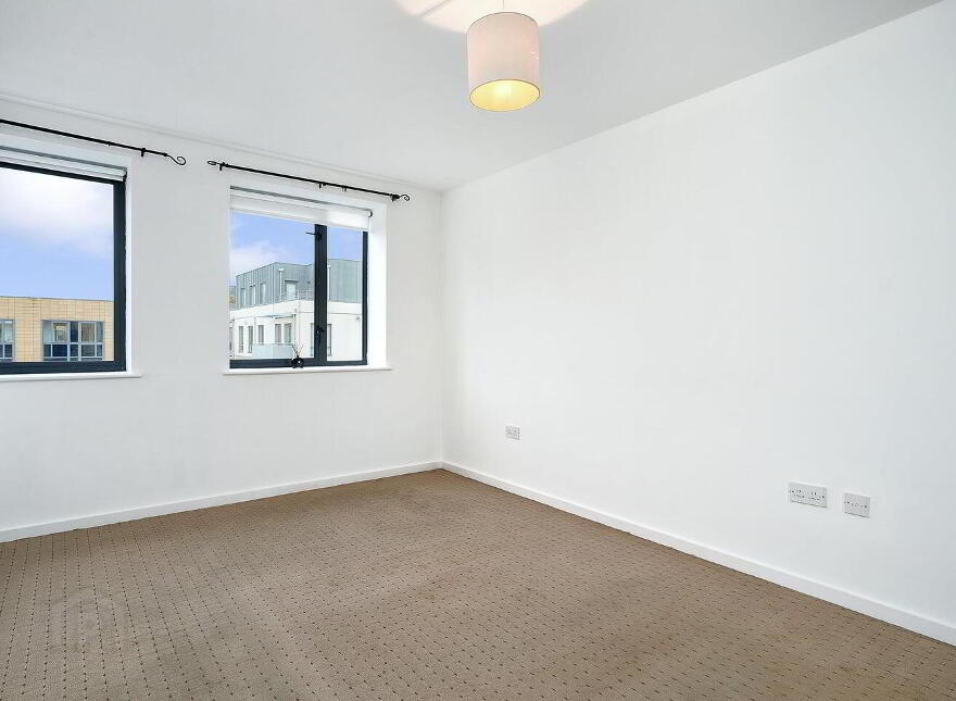 14 Lock Keepers Walk, Royal Canal Park, Dublin 15, D15