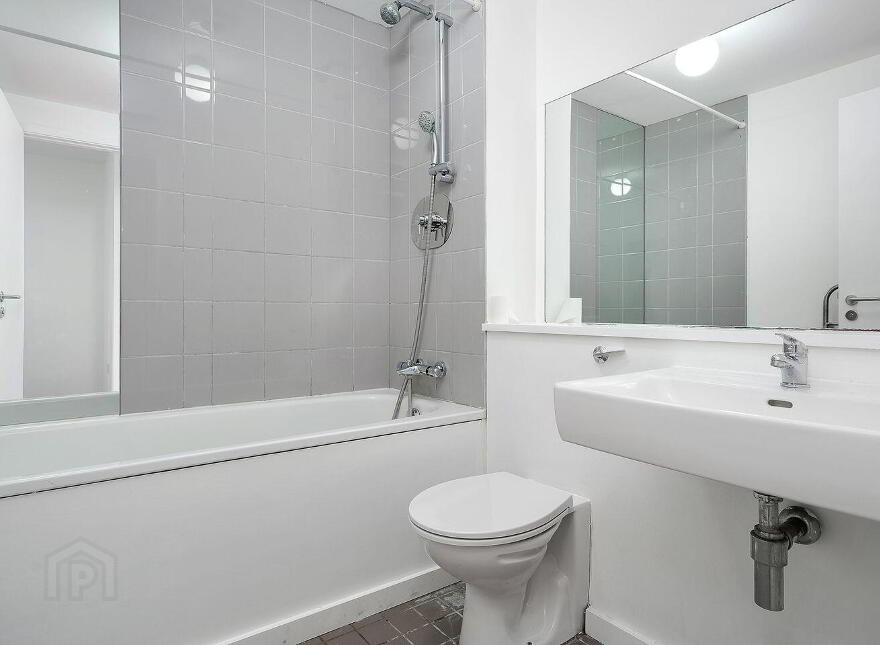 14 Lock Keepers Walk, Royal Canal Park, Dublin 15, D15