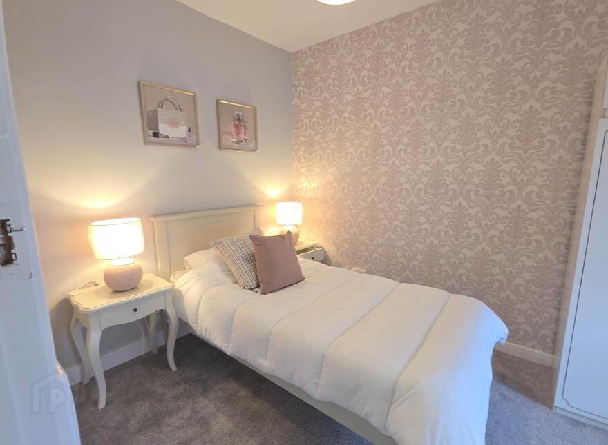 3 Church Street, Loughrea, H62H996