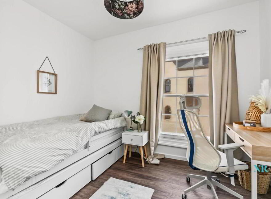 26 Joy Street, Belfast, BT2 8LE
