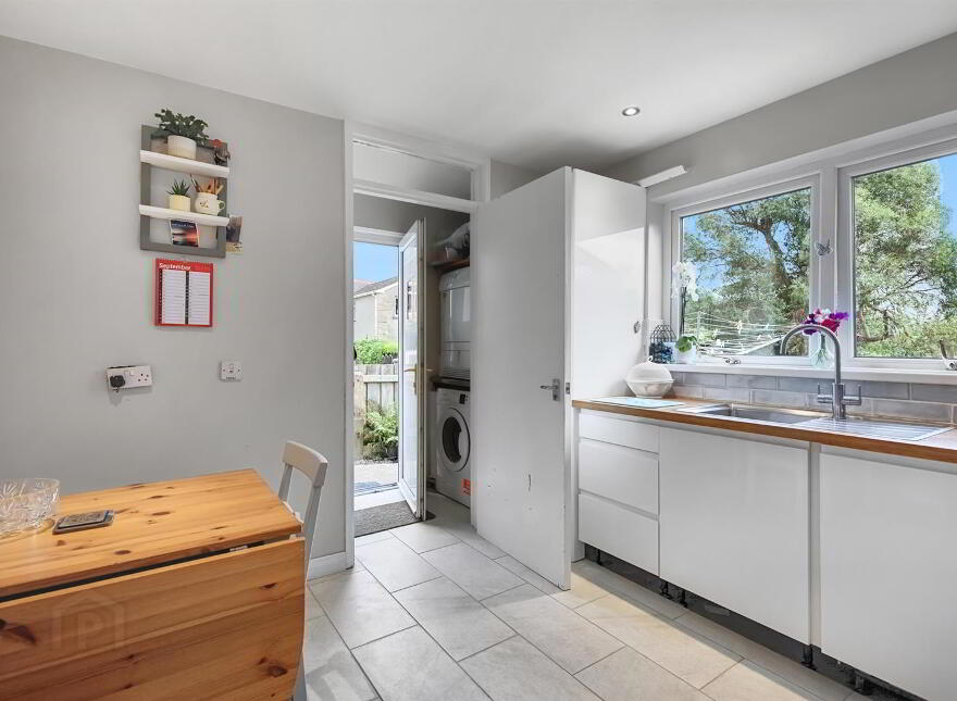 2 Hillside Park, Comber, Newtownards, BT23 5SN