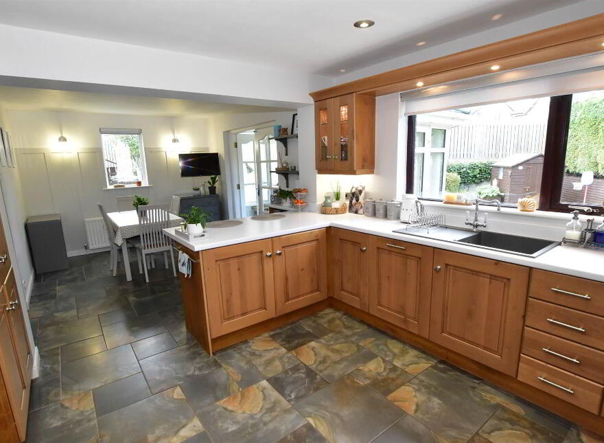3 Newtown Gardens, Newtownards, BT23 7GN