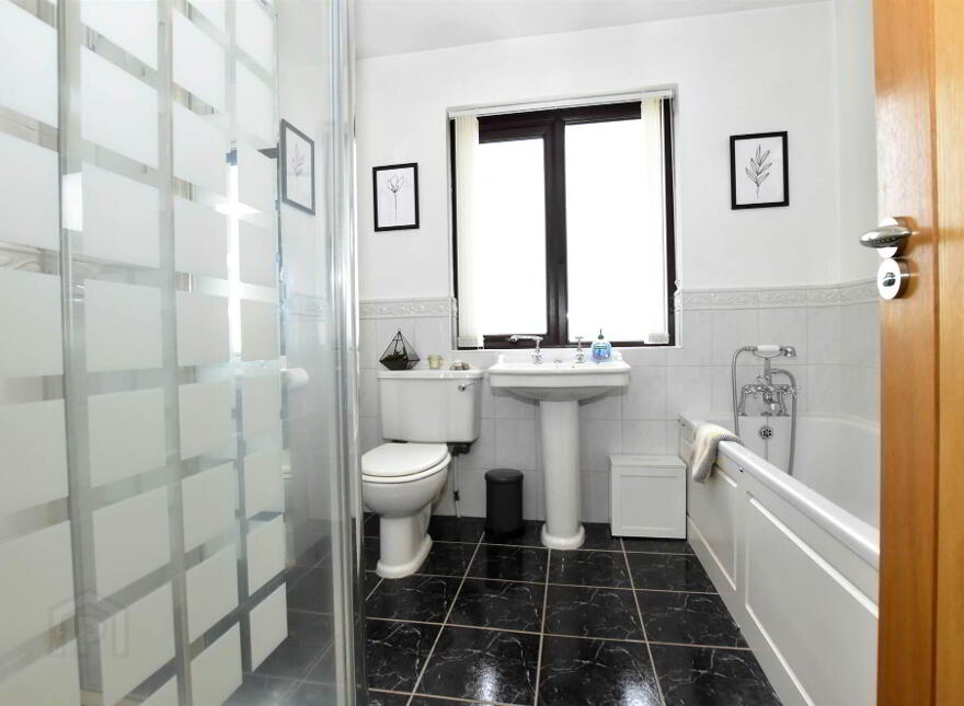 3 Newtown Gardens, Newtownards, BT23 7GN