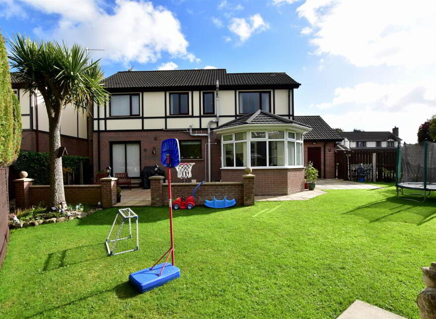 3 Newtown Gardens, Newtownards, BT23 7GN