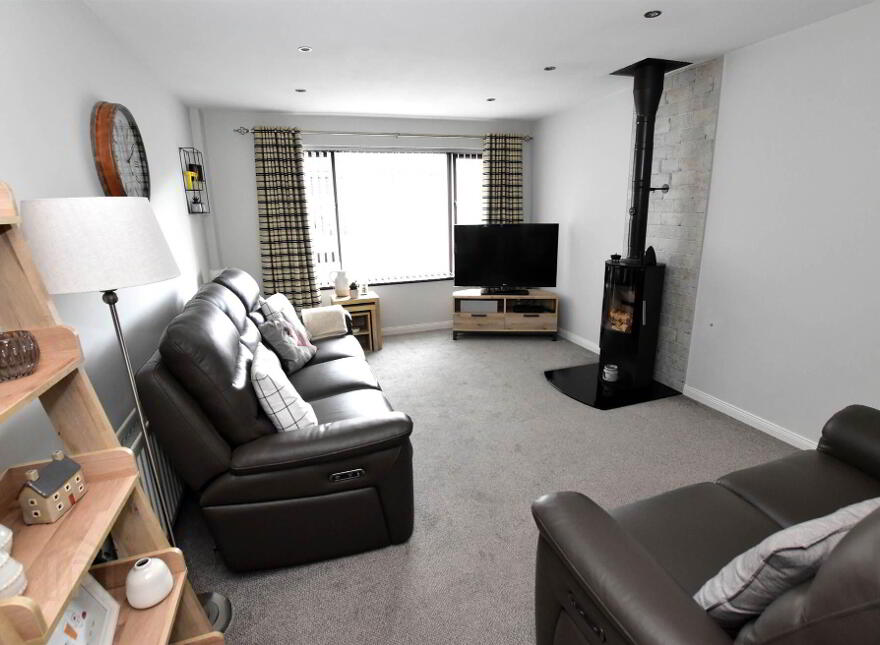3 Newtown Gardens, Newtownards, BT23 7GN