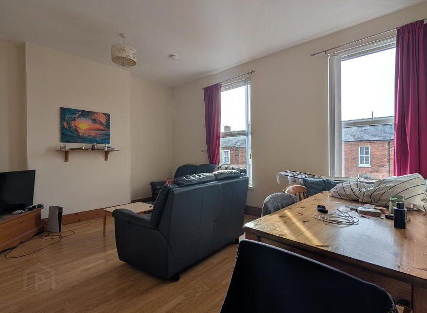 Apt 2, 43 Sunnyside Street, Ormeau, Belfast, BT7 3EX