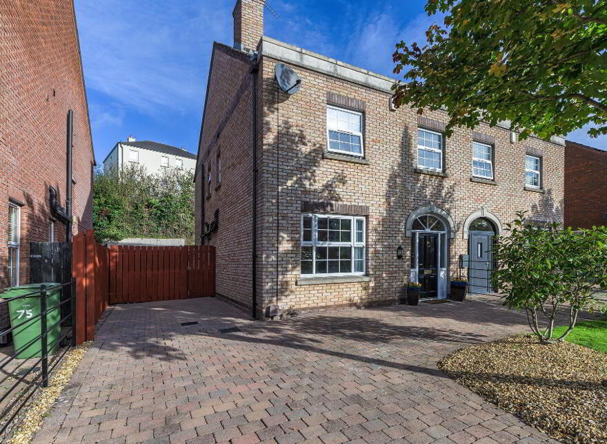77 Glebe Gardens, Moira, BT67 0TU