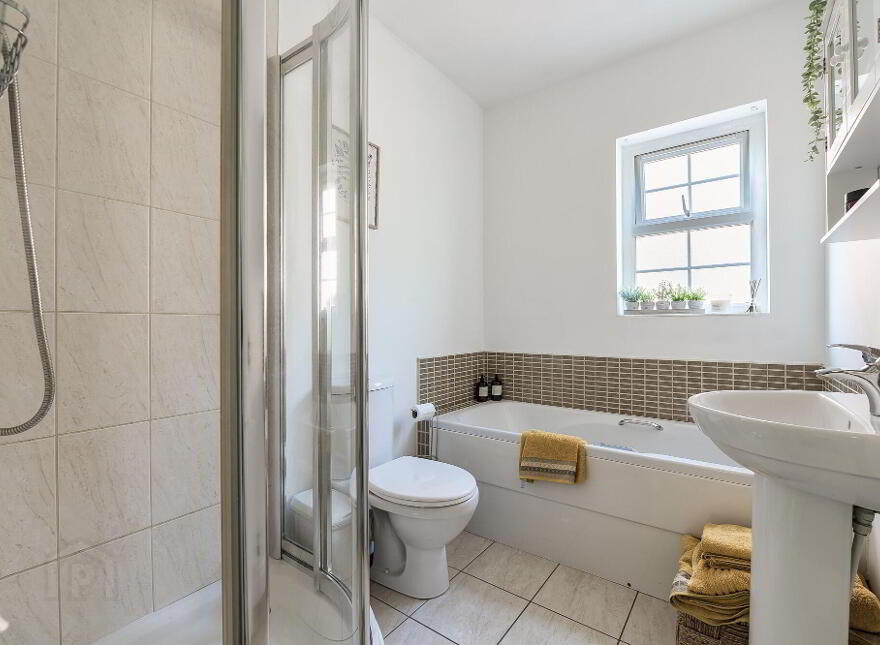 77 Glebe Gardens, Moira, BT67 0TU