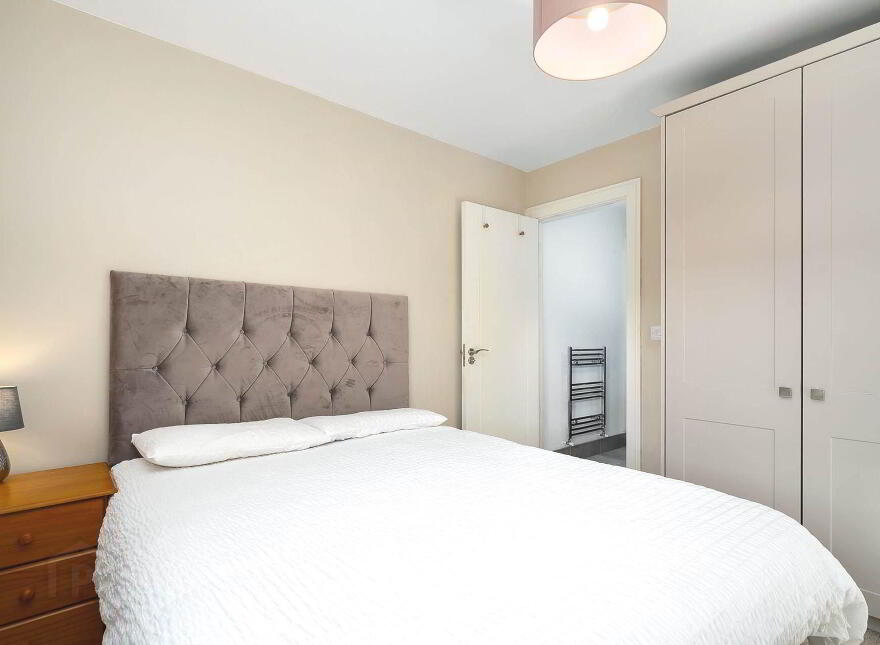 3 Hawthorn House, The Walk, Carrickmines Green, Carrickmines, Dublin, D18YD42