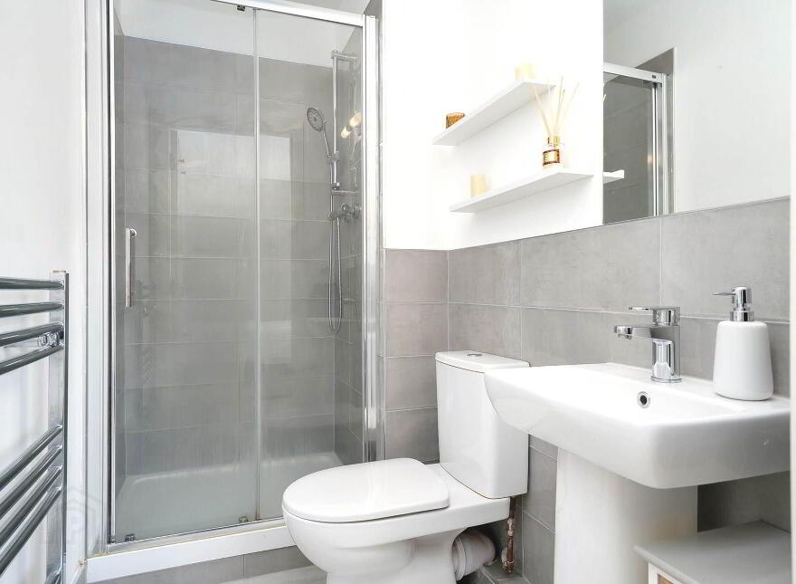 3 Hawthorn House, The Walk, Carrickmines Green, Carrickmines, Dublin, D18YD42